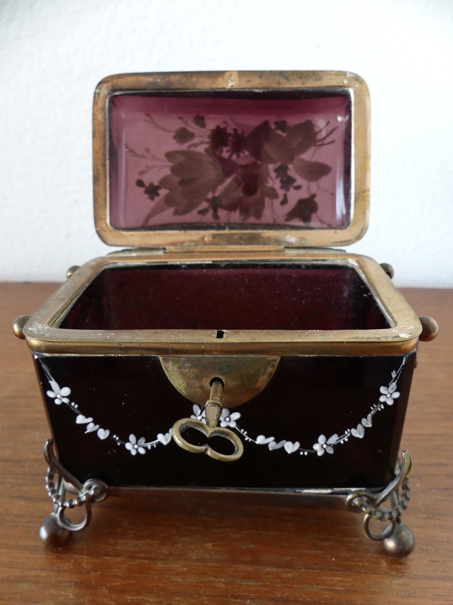 Enameled Opaline Jewelry Box, Restoration Period, 19th Century-photo-2