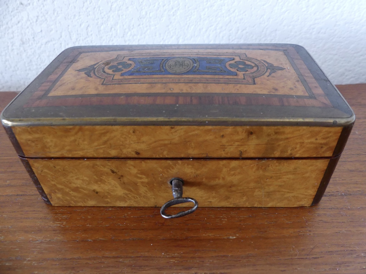 Coffret en marqueterie, époque restauration, XIX ème