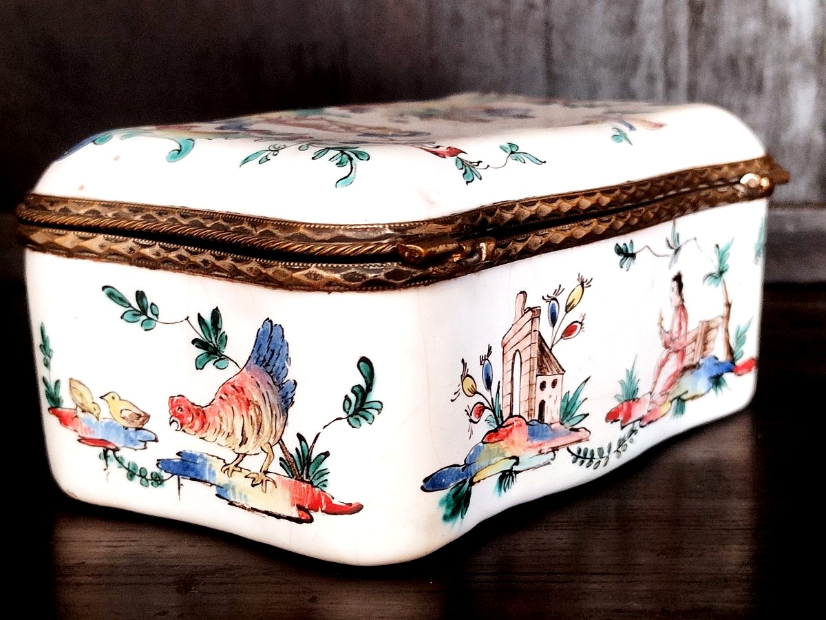 Vauve Perrin - Marseille 1780: Earthenware Box With Provençal Decoration-photo-1