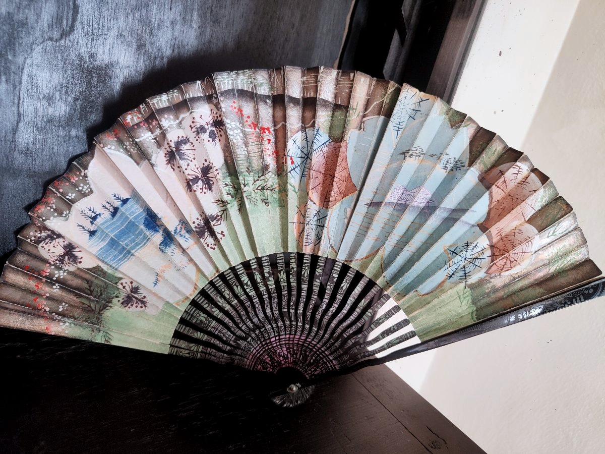 Set Of Promotional Fans In A Japanese Style, Early 20th Century.-photo-3