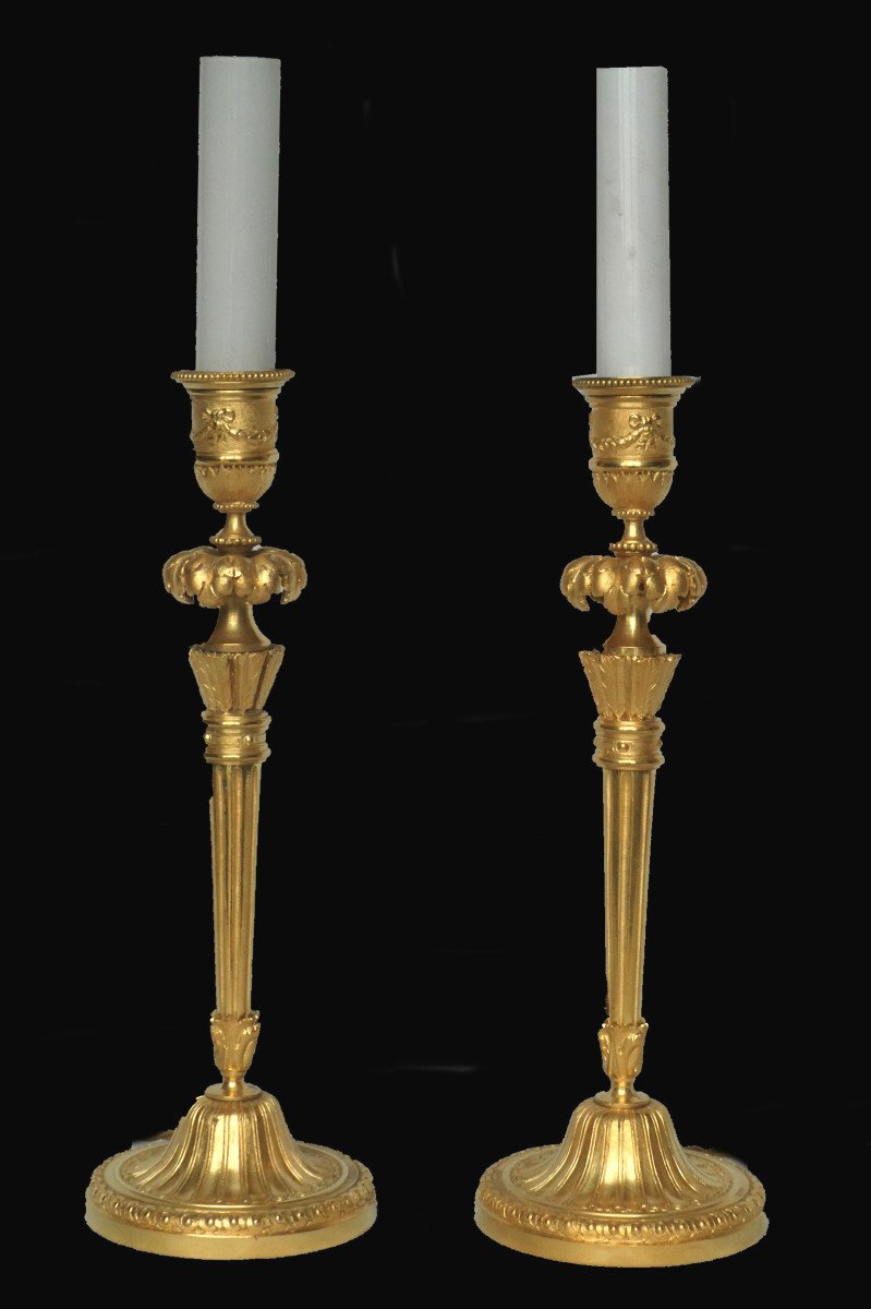 Pair Of Table Lamps Candlesticks / Torches In Gilt Bronze Louis XVI Style Fonte Fumiere-photo-2
