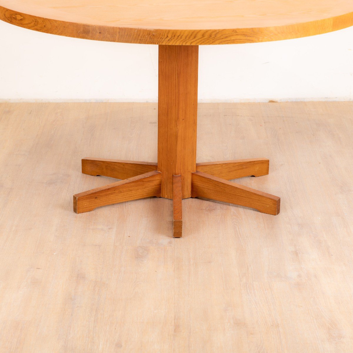 Round Pine Table France 1980-photo-3