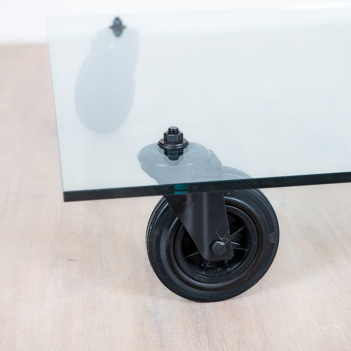 Glass And Metal Coffee Table By Gae Aulenti For Fontana Arte, 1980-photo-3