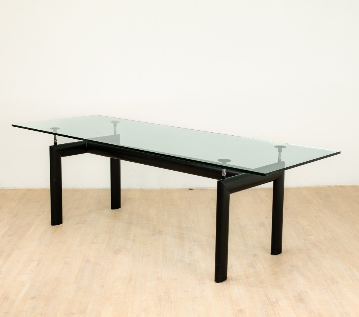 Table de Salle à Manger Lc 6 par Le Corbusier pour Cassina