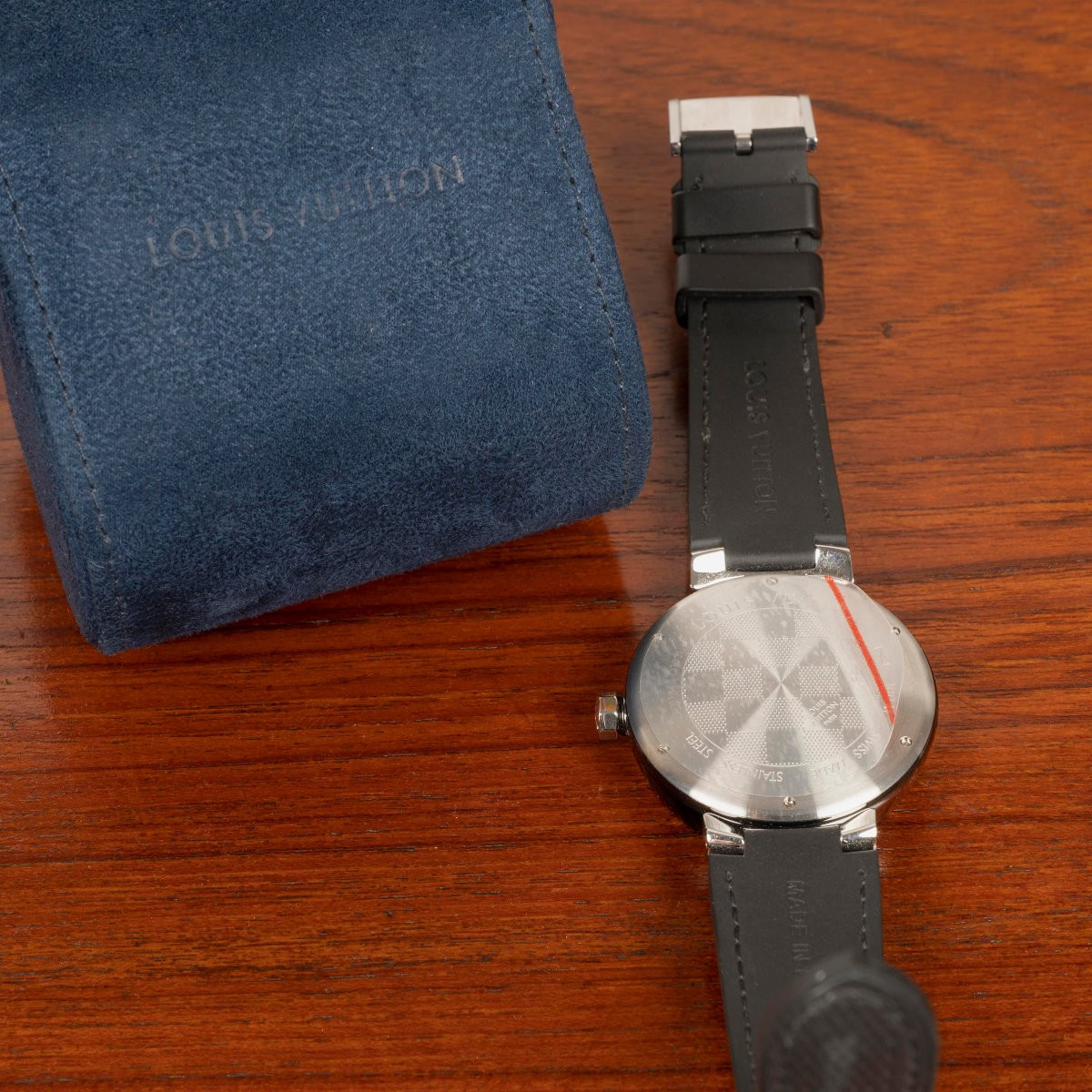 Montre Tambour Louis Vuitton GMT Date – Noir – Remontage automatique – Homme-photo-3