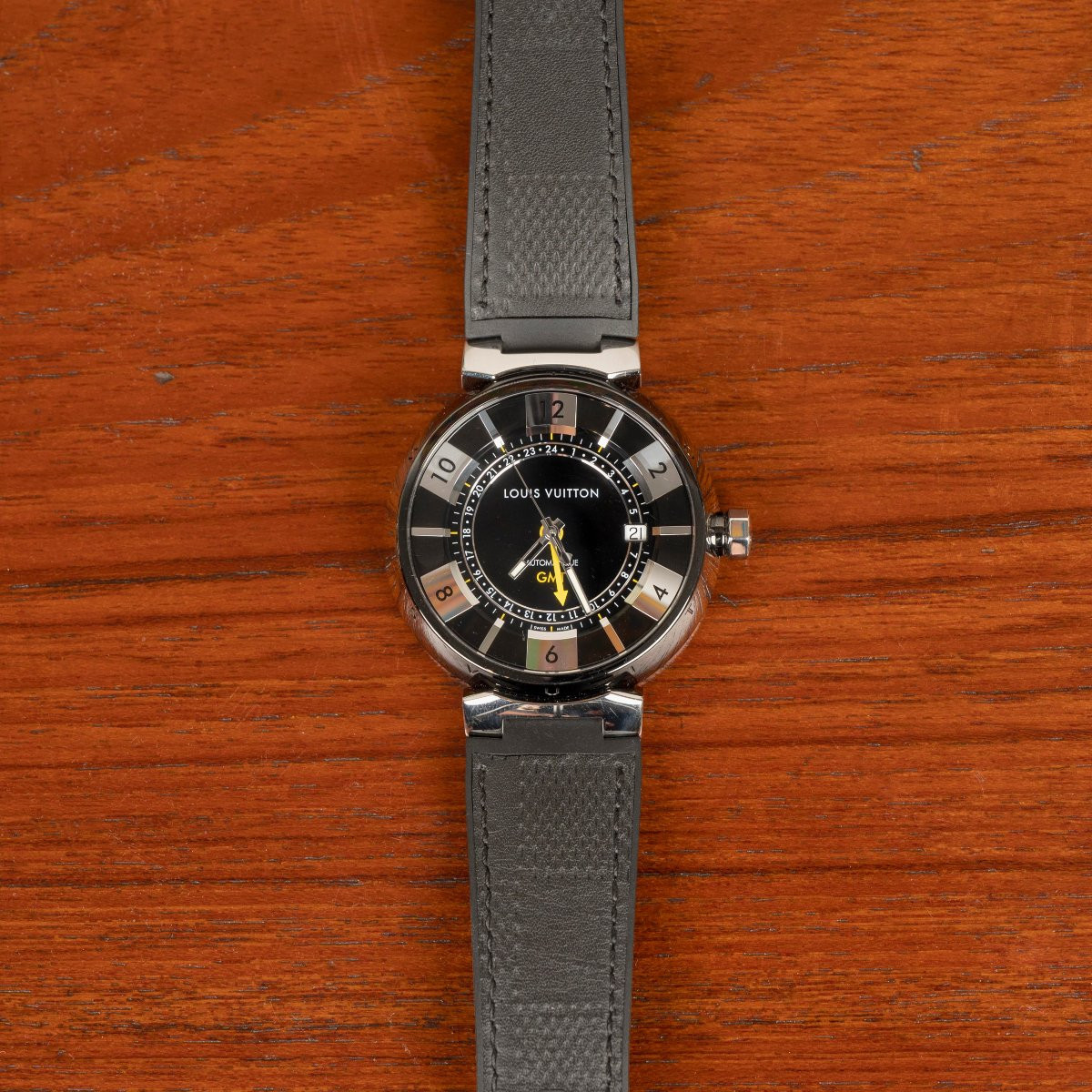 Montre Tambour Louis Vuitton GMT Date – Noir – Remontage automatique – Homme-photo-4