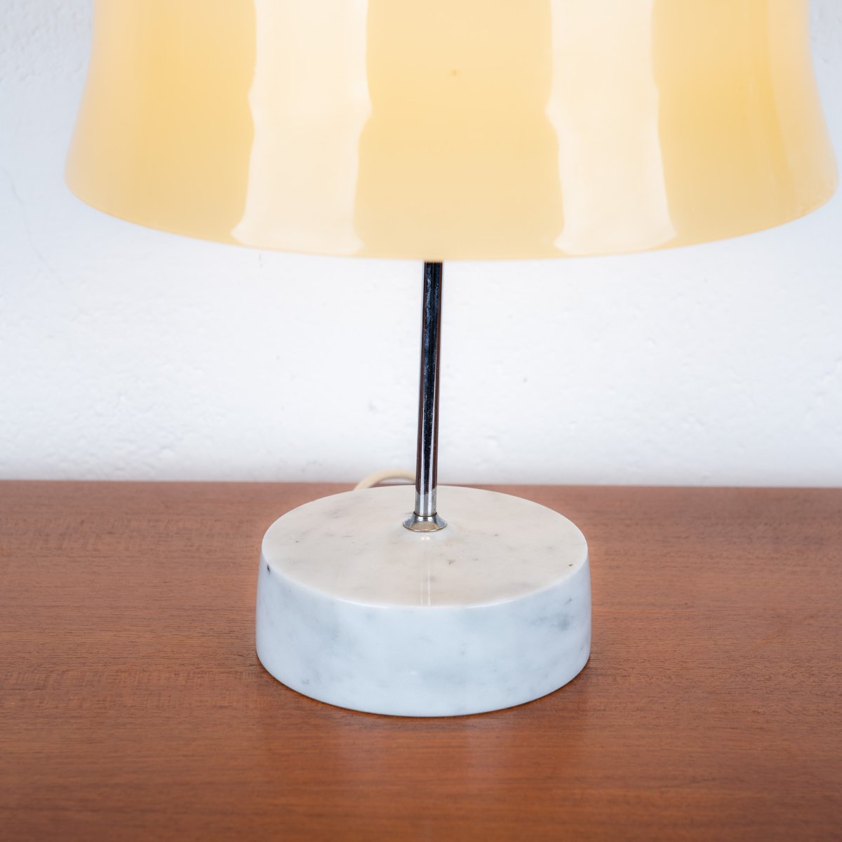 Table Lamp In Opaline Glass And Marble, France, 1960-photo-3