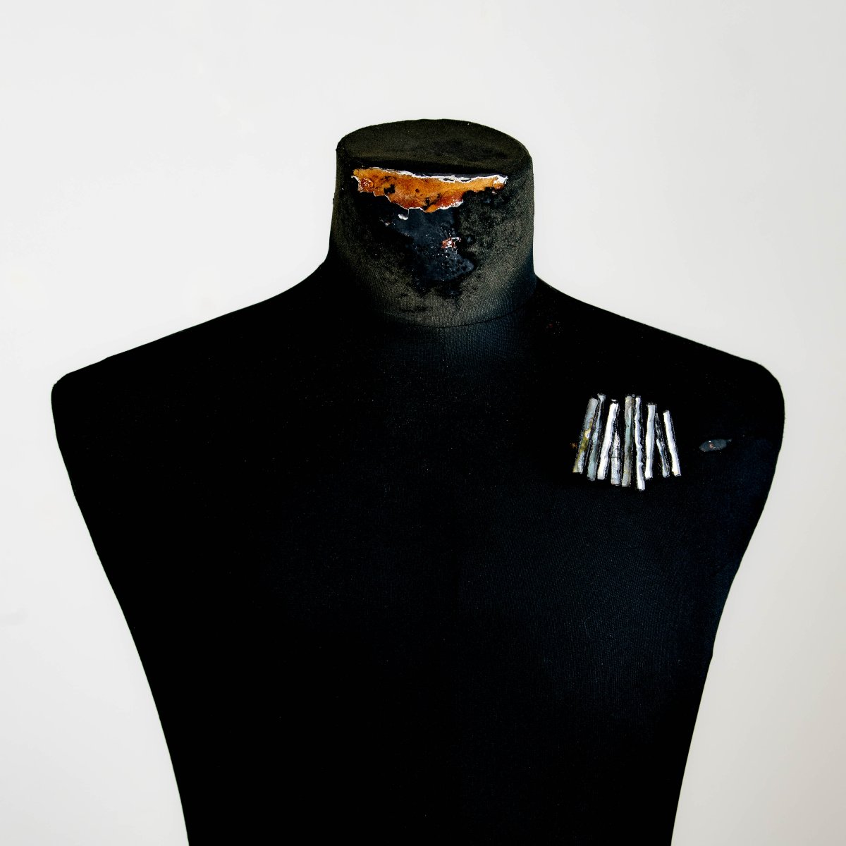 Broche En résine de Talosel De Line Vautrin Signé Roi, France, 1960-photo-4
