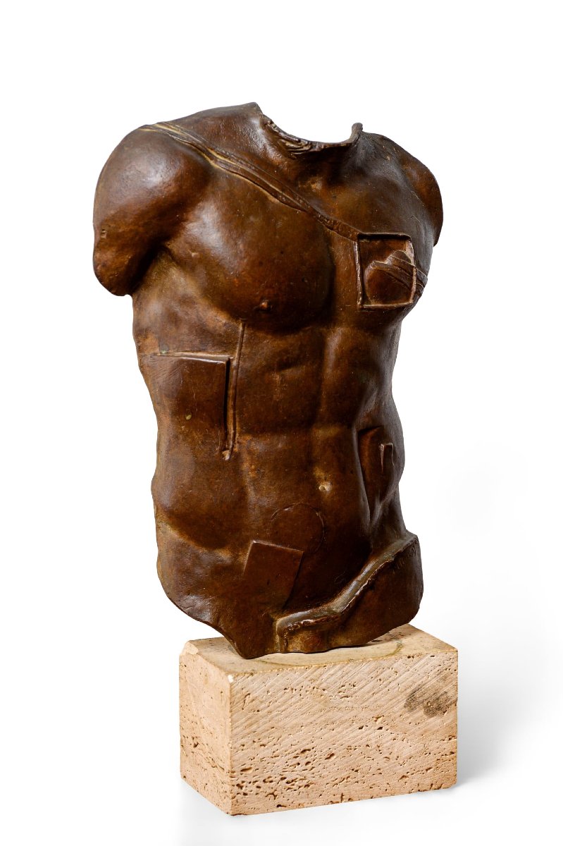 Igor Mitoraj (1944-2014) – Persée, sculpture en bronze à patine brune, 1988-photo-2