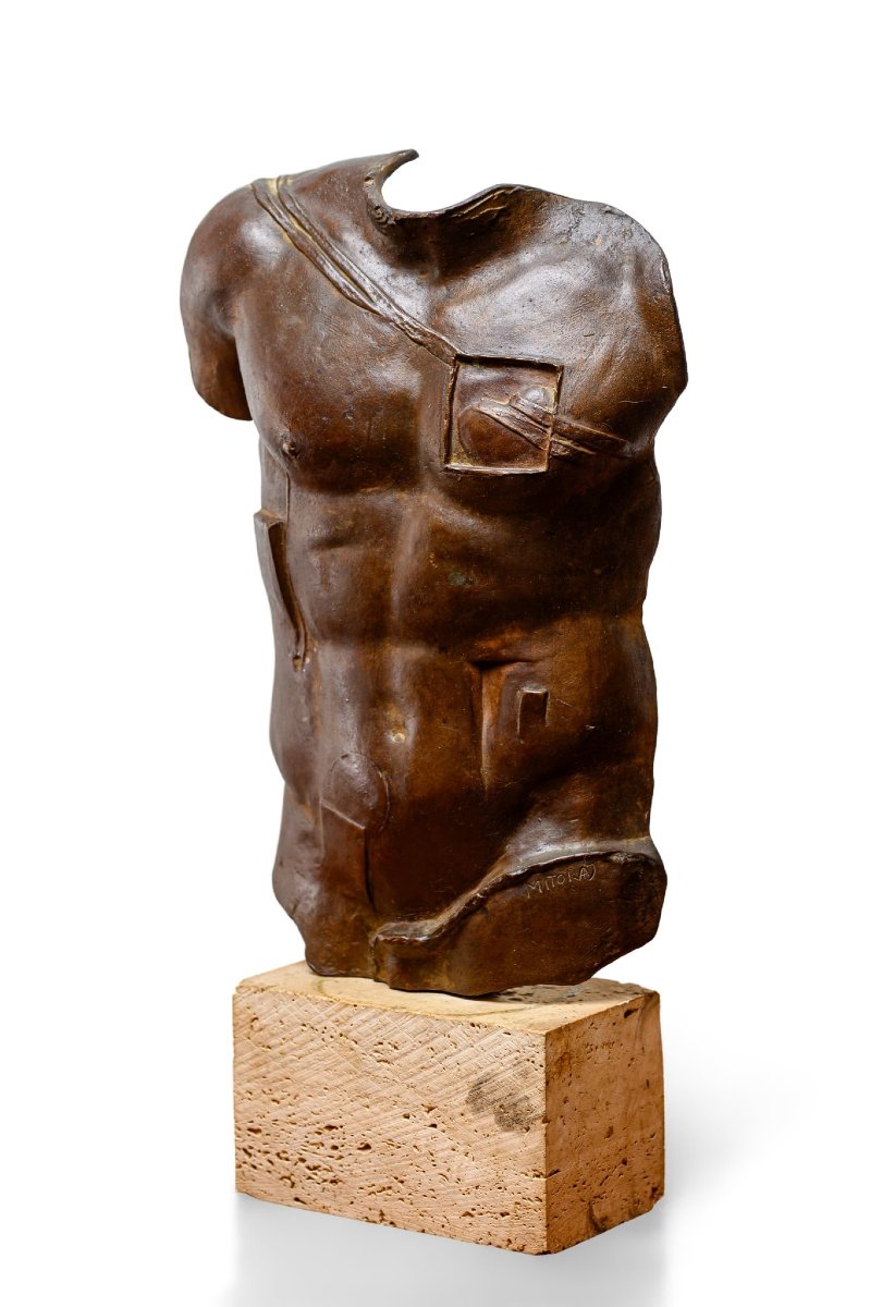 Igor Mitoraj (1944-2014) – Persée, sculpture en bronze à patine brune, 1988-photo-5