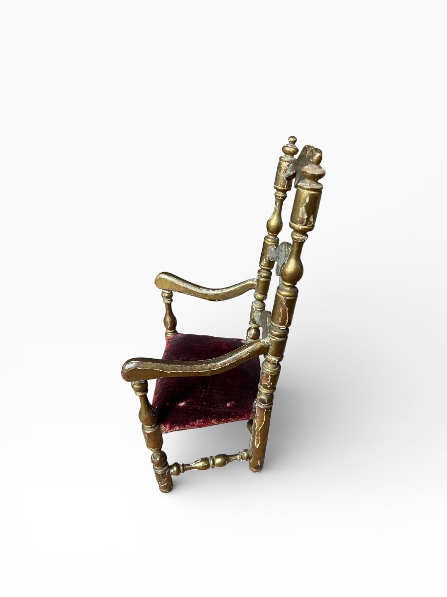 Fauteuil miniature d’apparat en bois sculpté et doré, fin XIXᵉ-photo-2