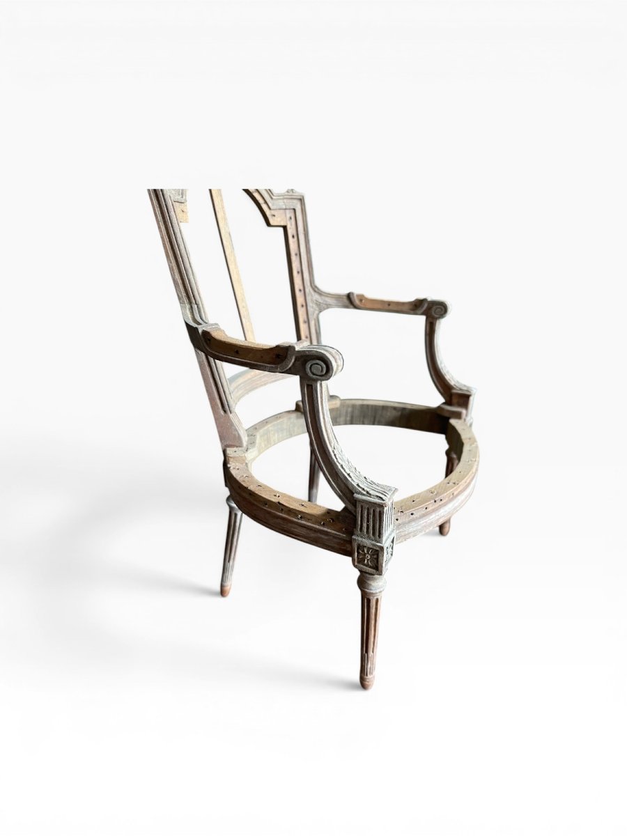 Fauteuil cabriolet de style Louis XVI en bois sculpté – XVIIIe / XIXe siècle-photo-2