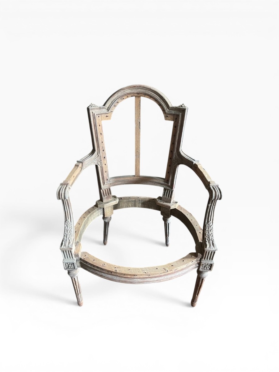 Fauteuil cabriolet de style Louis XVI en bois sculpté – XVIIIe / XIXe siècle