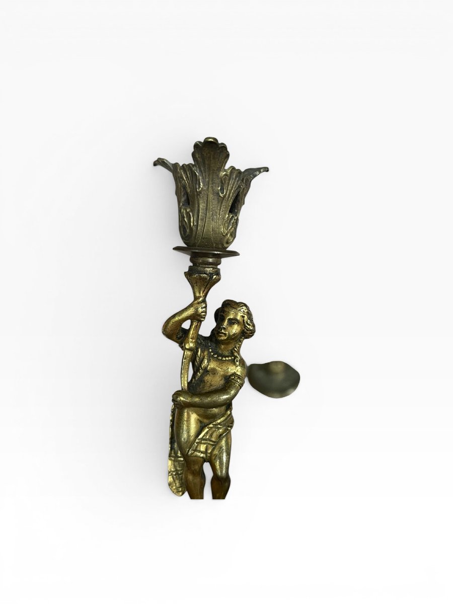 Paire de bougeoirs en laiton, Putti porte-flambeau XIXe-photo-3