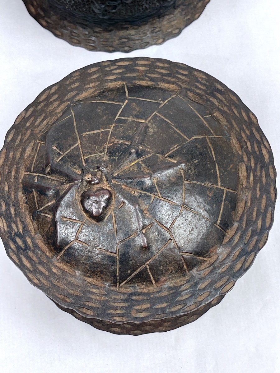 Pair Of Covered Pots In Repoussé Metal With Spider, Asia, Late 19th Century-photo-2