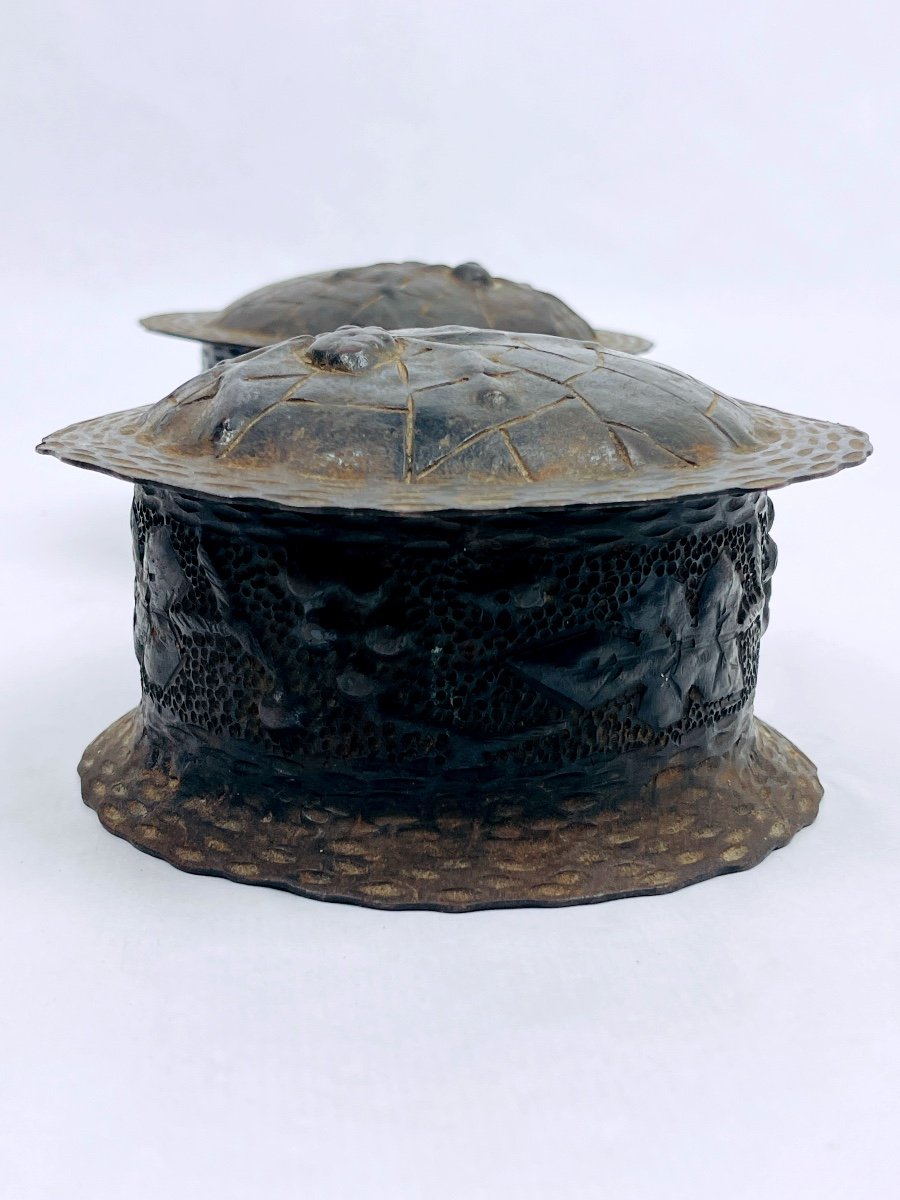 Pair Of Covered Pots In Repoussé Metal With Spider, Asia, Late 19th Century-photo-4