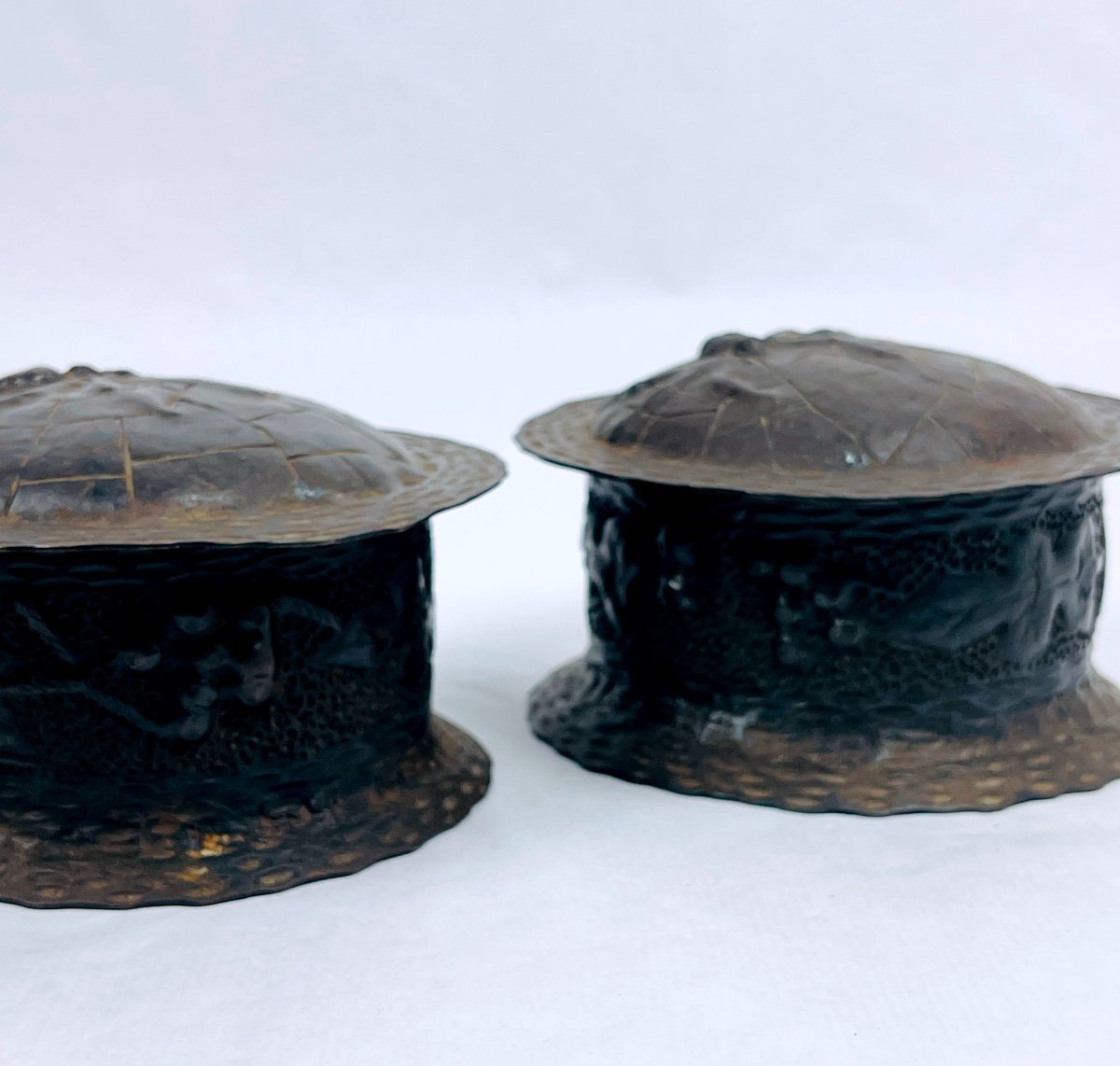 Pair Of Covered Pots In Repoussé Metal With Spider, Asia, Late 19th Century-photo-1
