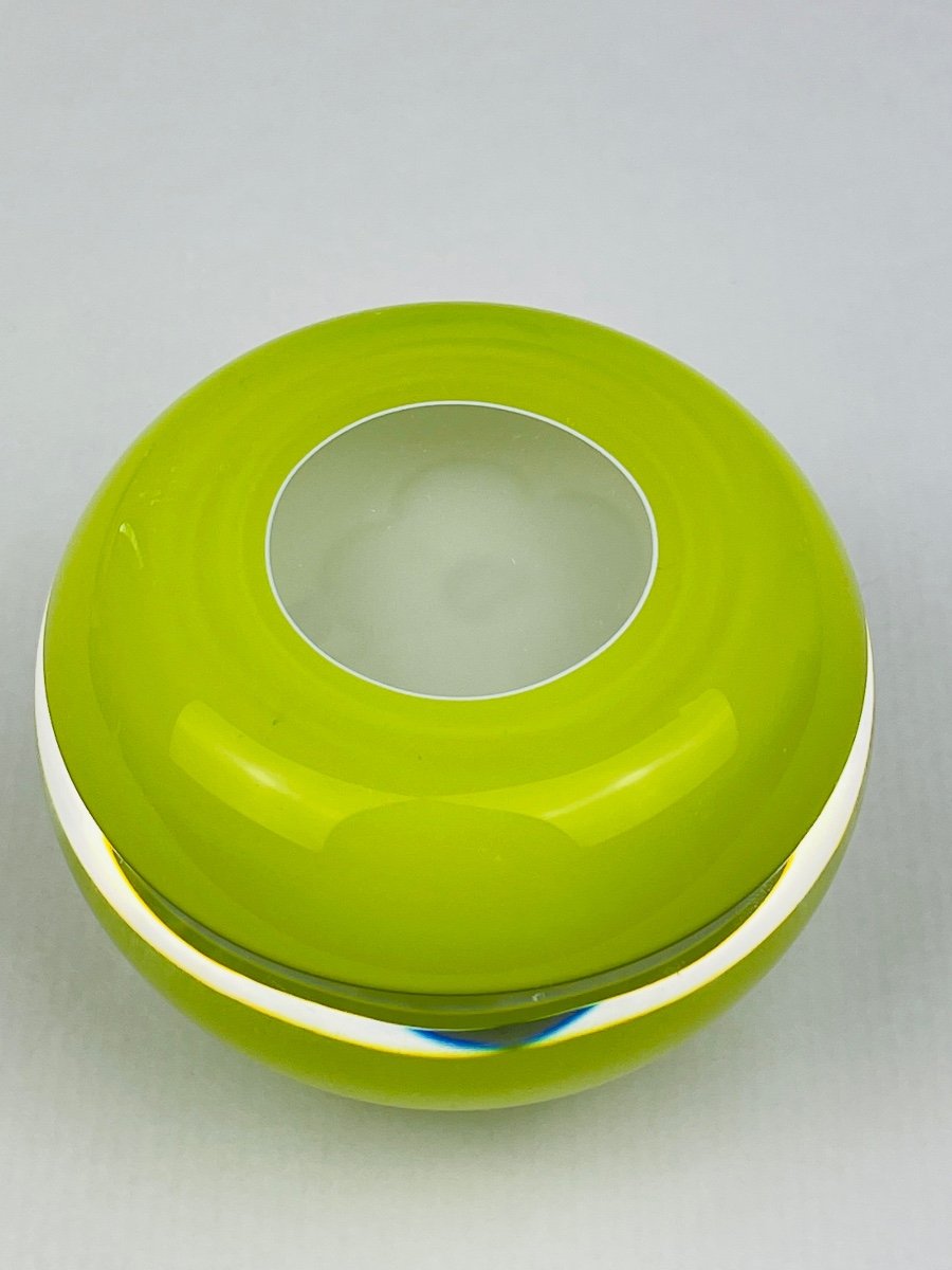Saint-louis, Crystal Paperweight Pistachio Background 1973-photo-2