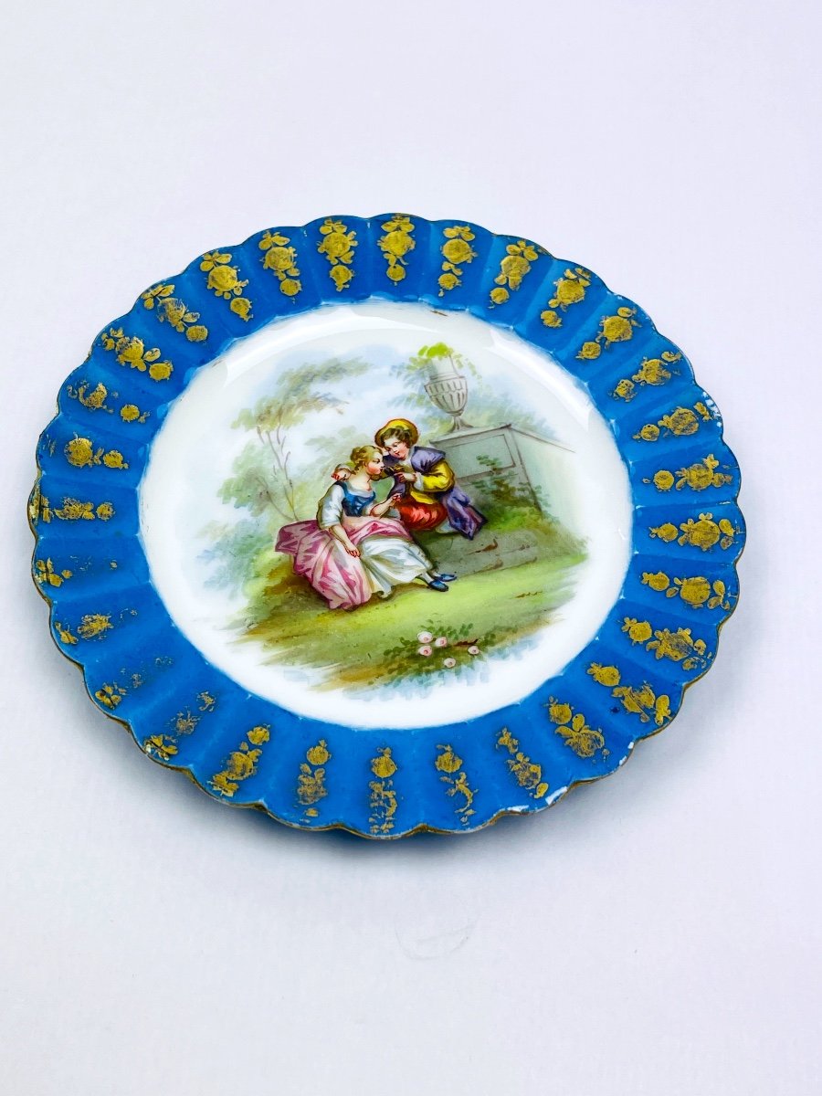 Small Sèvres Porcelain Plate S. 70-photo-5