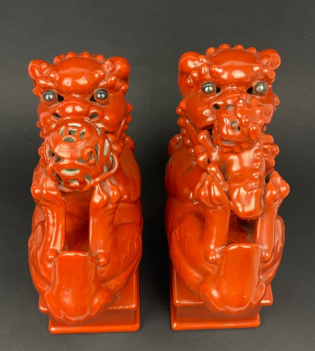 Pair Of Qing Dynasty Coral Porcelain Foo Dogs-photo-6