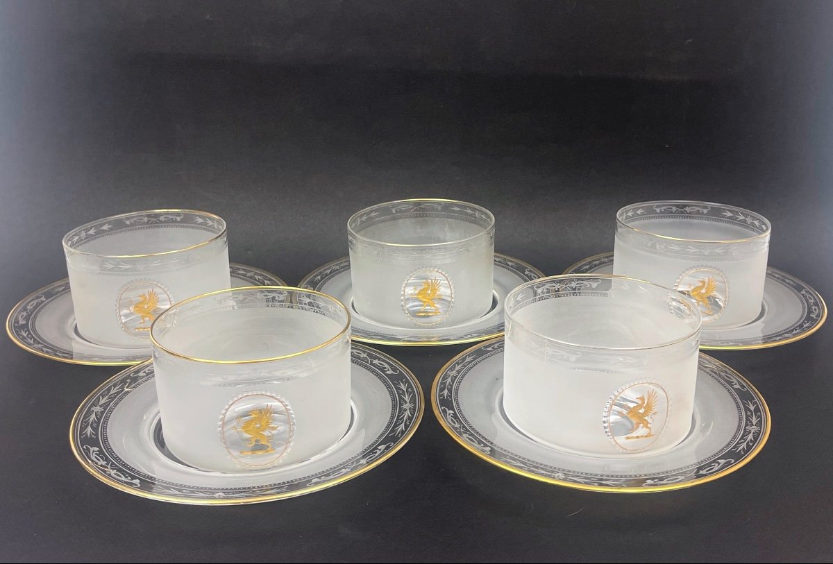 Suite De 5 Rince-doigts Maison Le Rosey Blason Au Griffon d'Or