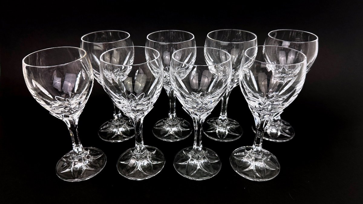 Set Of 8 Villeroy & Boch Isis Model Wine Glasses