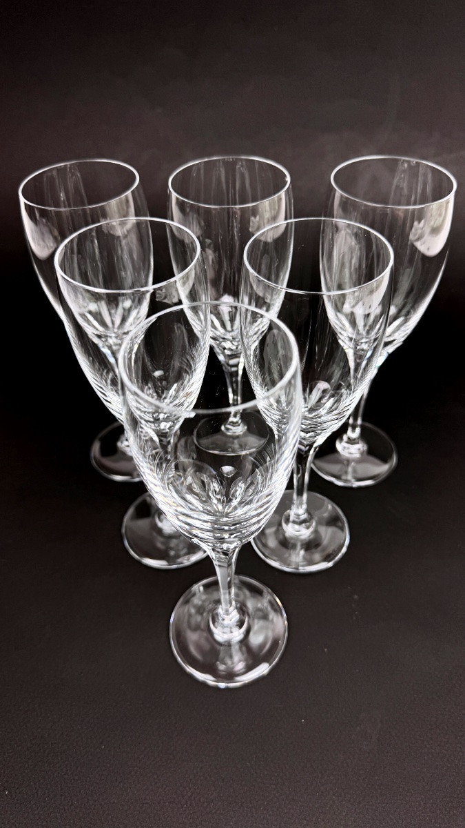 Lalique suite de 6 flûtes à champagne modèle Tuileries-photo-2