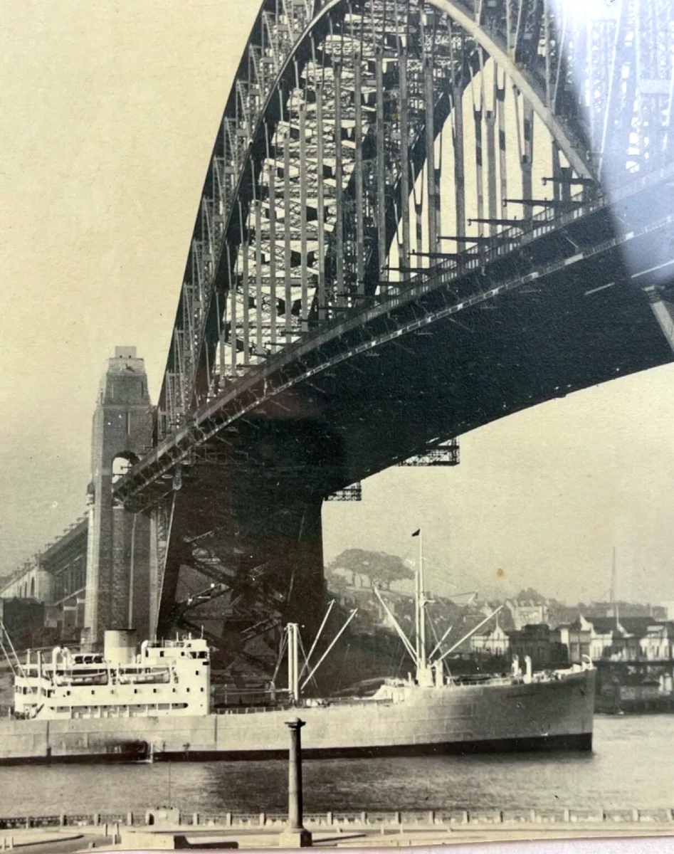 Large Photograph Of Sidney Hartbour Bridge, 1941 Mirrabooka Ct Ekmann-photo-2