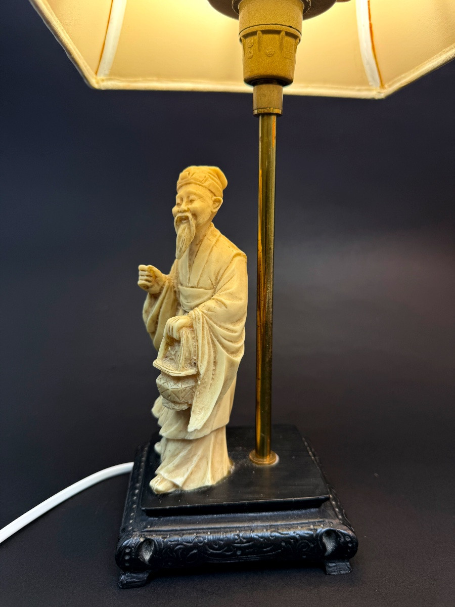 Pair Of Resin Bedside Lamps-photo-4