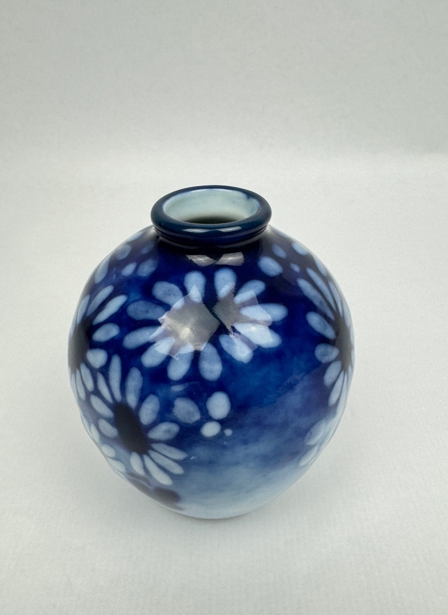 Tharaud Limoges – Vase bleu et blanc en porcelaine émaillée n°1-photo-4