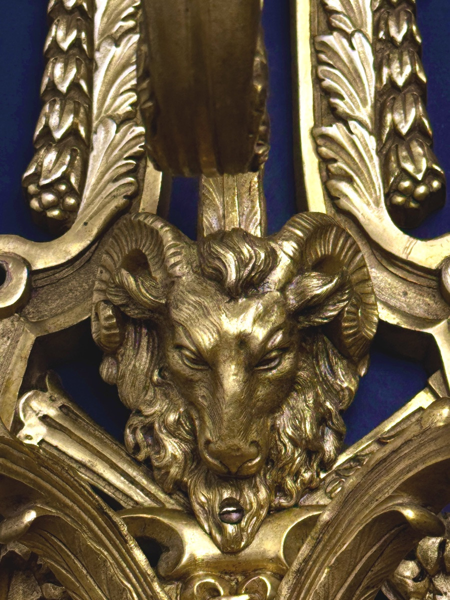 Paire d’importantes appliques en bronze doré, style Régence, époque XIXe, électrifiées-photo-3
