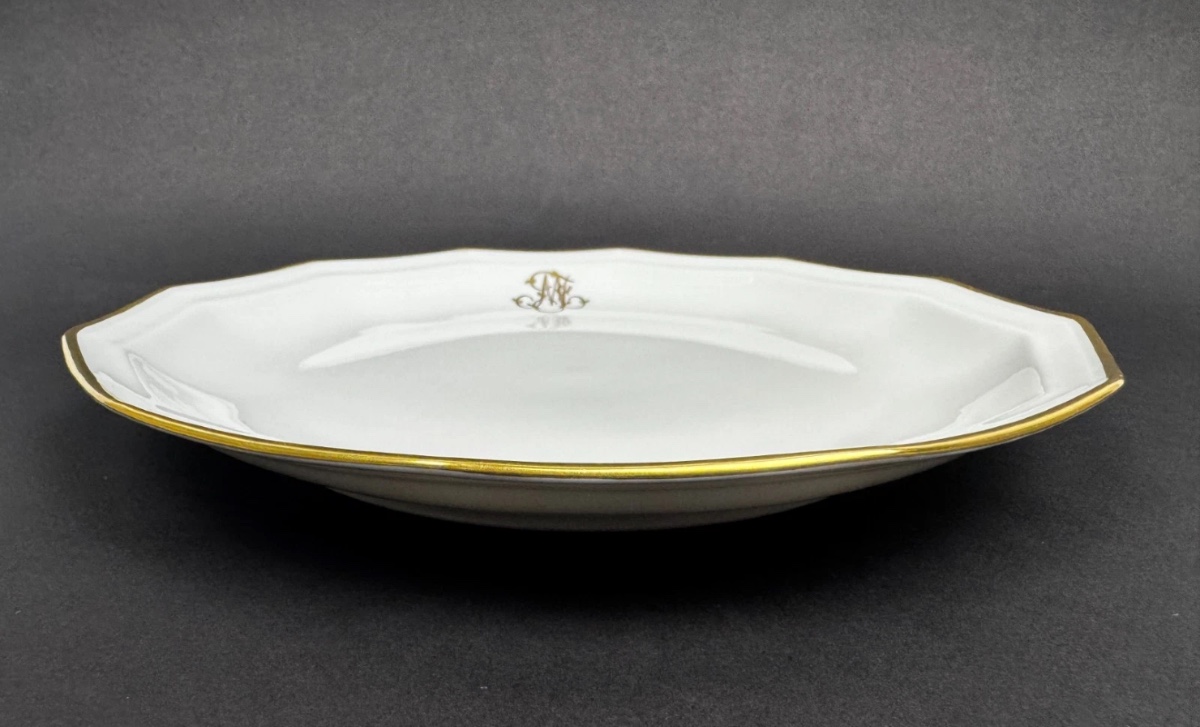 Suite de 6 assiettes creuses en porcelaine de Limoges par Bernardaud – Modèle  Bertille-photo-1
