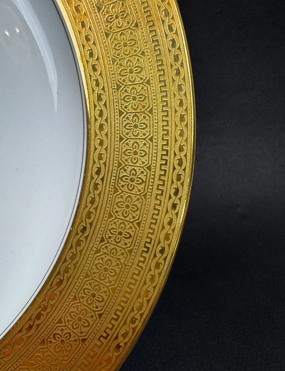 Assiette plate en porcelaine de Limoges – Old Abbey -photo-3