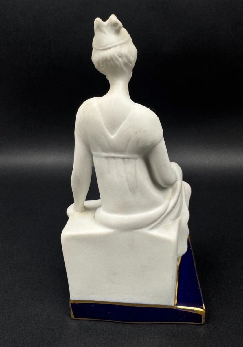 Camille  Tharaud Limoges – Biscuit, femme à l’antique-photo-4