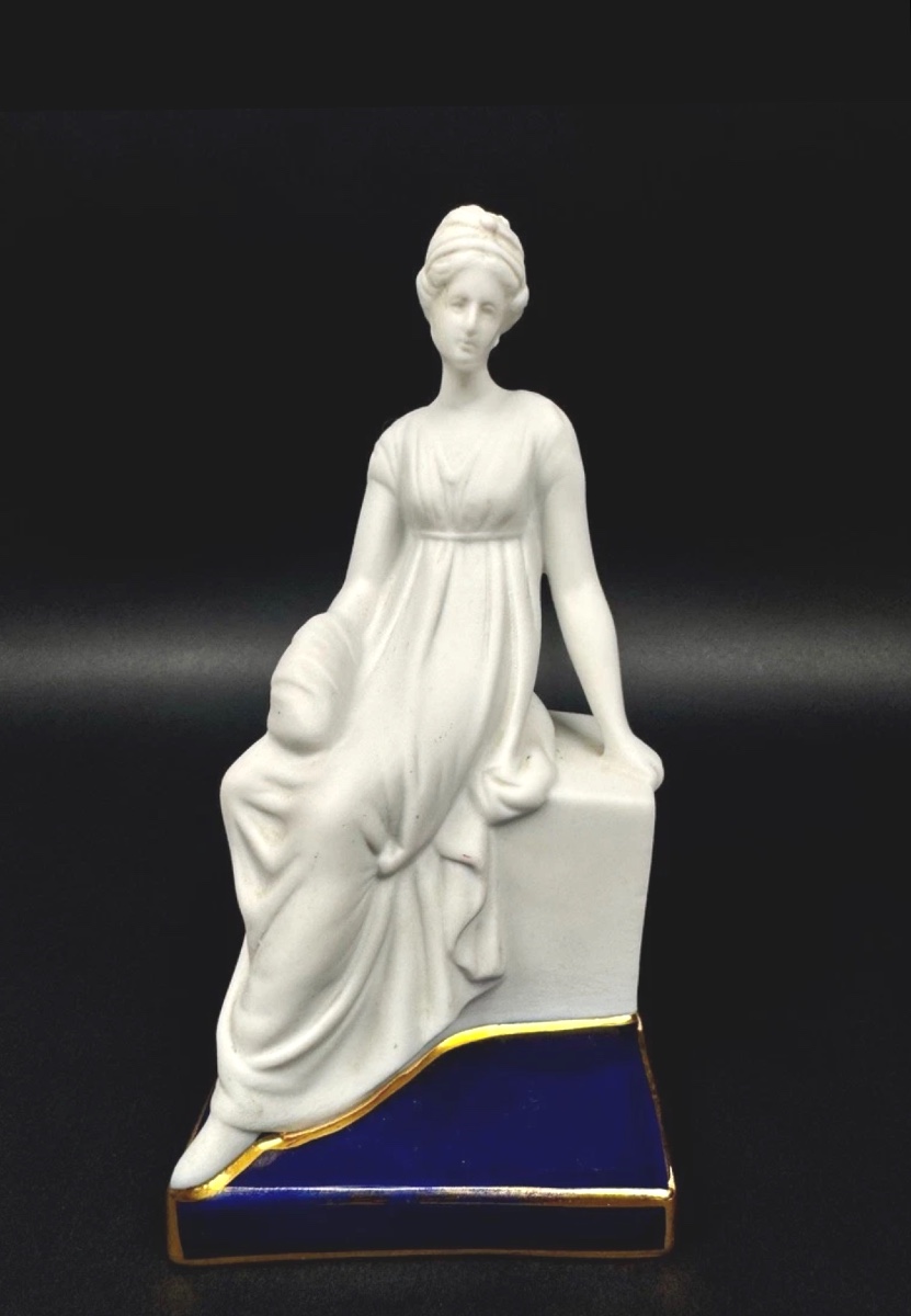 Camille  Tharaud Limoges – Biscuit, femme à l’antique