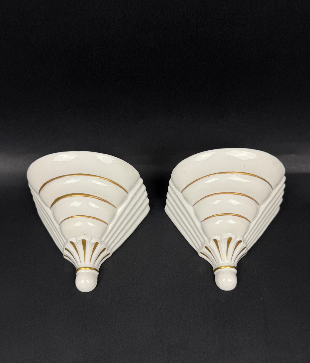 Saxe, paire de consoles d'appliques en porcelaine, période art déco
