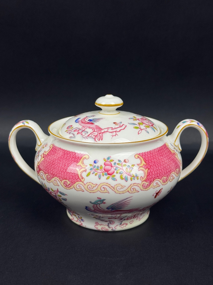 Minton, service à thé, 6 tasses et 3 pièces de forme, pink cockatrice, oiseau de Paradis rose -photo-1