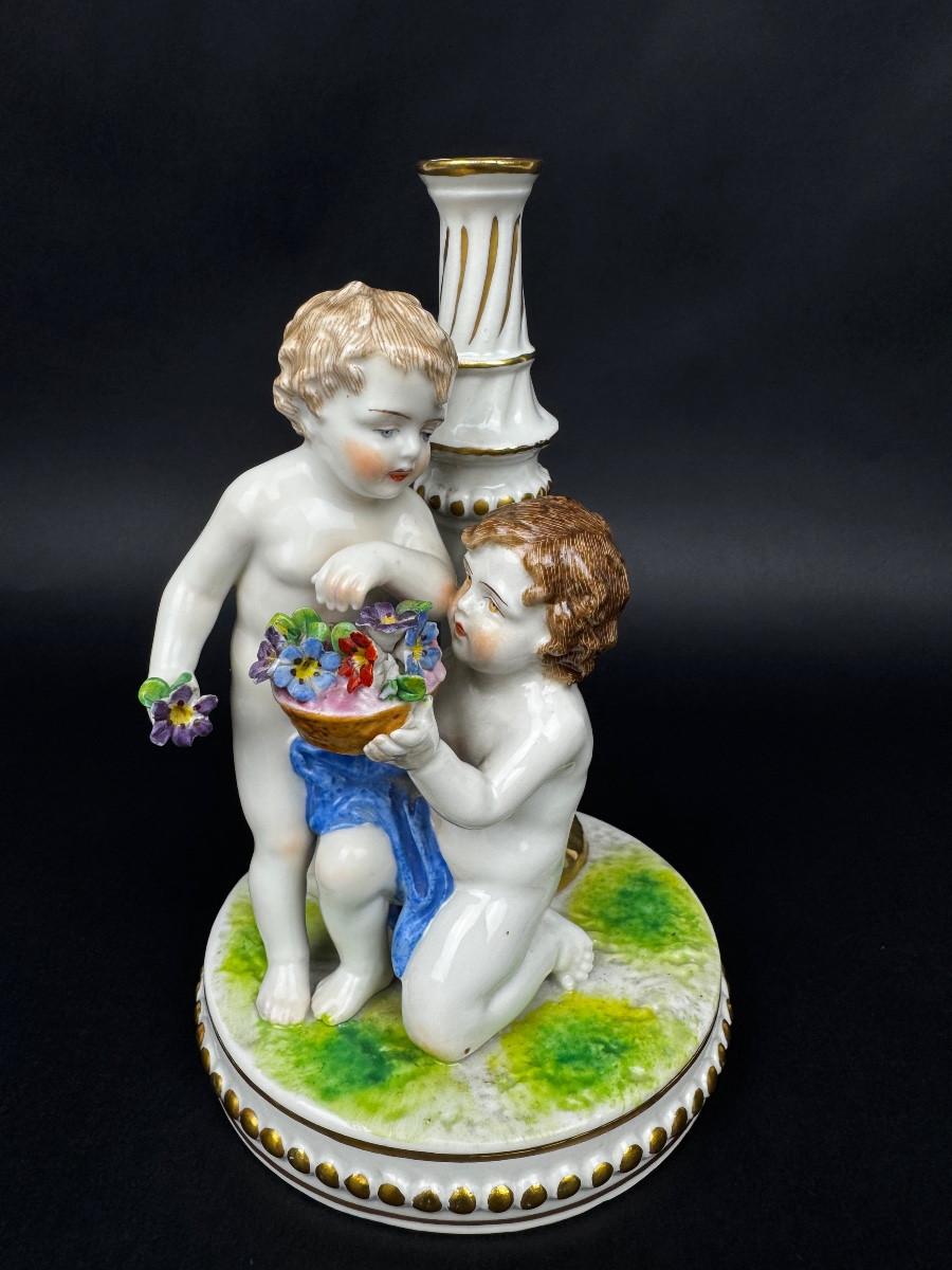 Pied de lampe,  en porcelaine de Dresde, Ludwigsburg