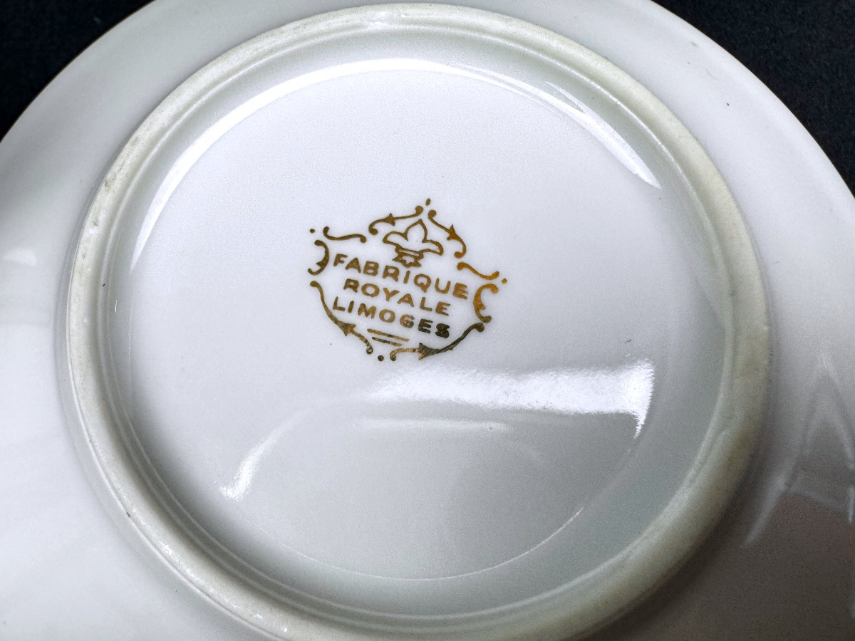 Coffret de 6 tasses a café en  porcelaine de  Limoges Ancienne Fabrique Royale-photo-3