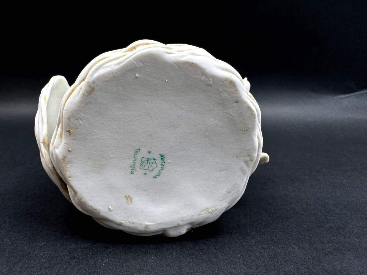 Thuringia Biscuit Porcelain Basket With Putto Decoration, 19th Century-photo-3