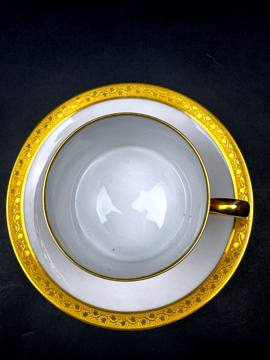 Chastagner & Cie, Suite de six tasses à thé en porcelaine de Limoges-photo-4