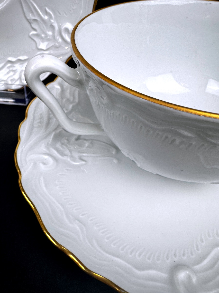 Tharaud Limoges, Suite de 2 tasses à thé, déjeuners en porcelaine blanche à bord doré-photo-3