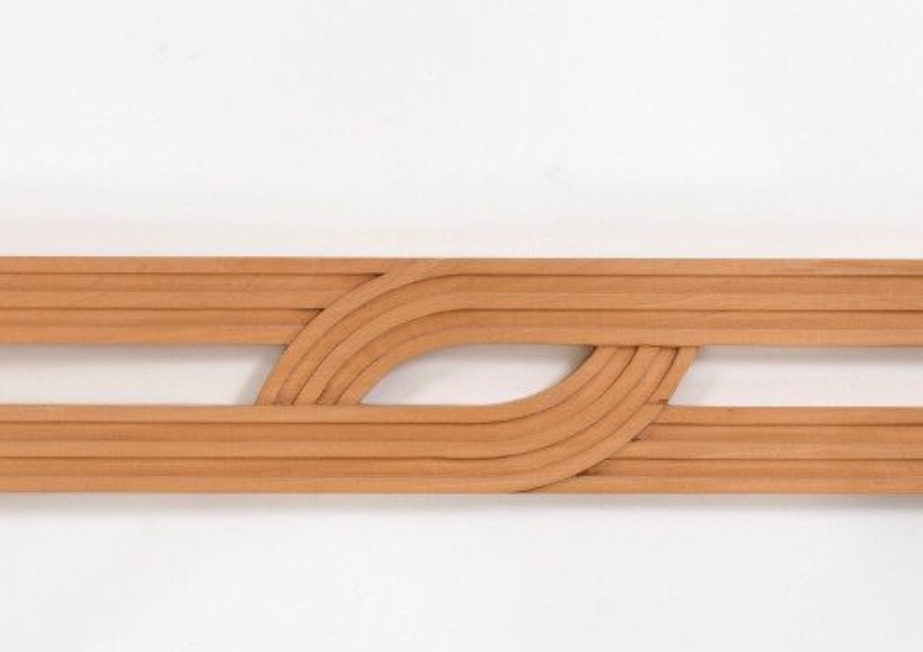 Vincent Gonzalez : applique murale sculptée bois cintré  années 1970-photo-1