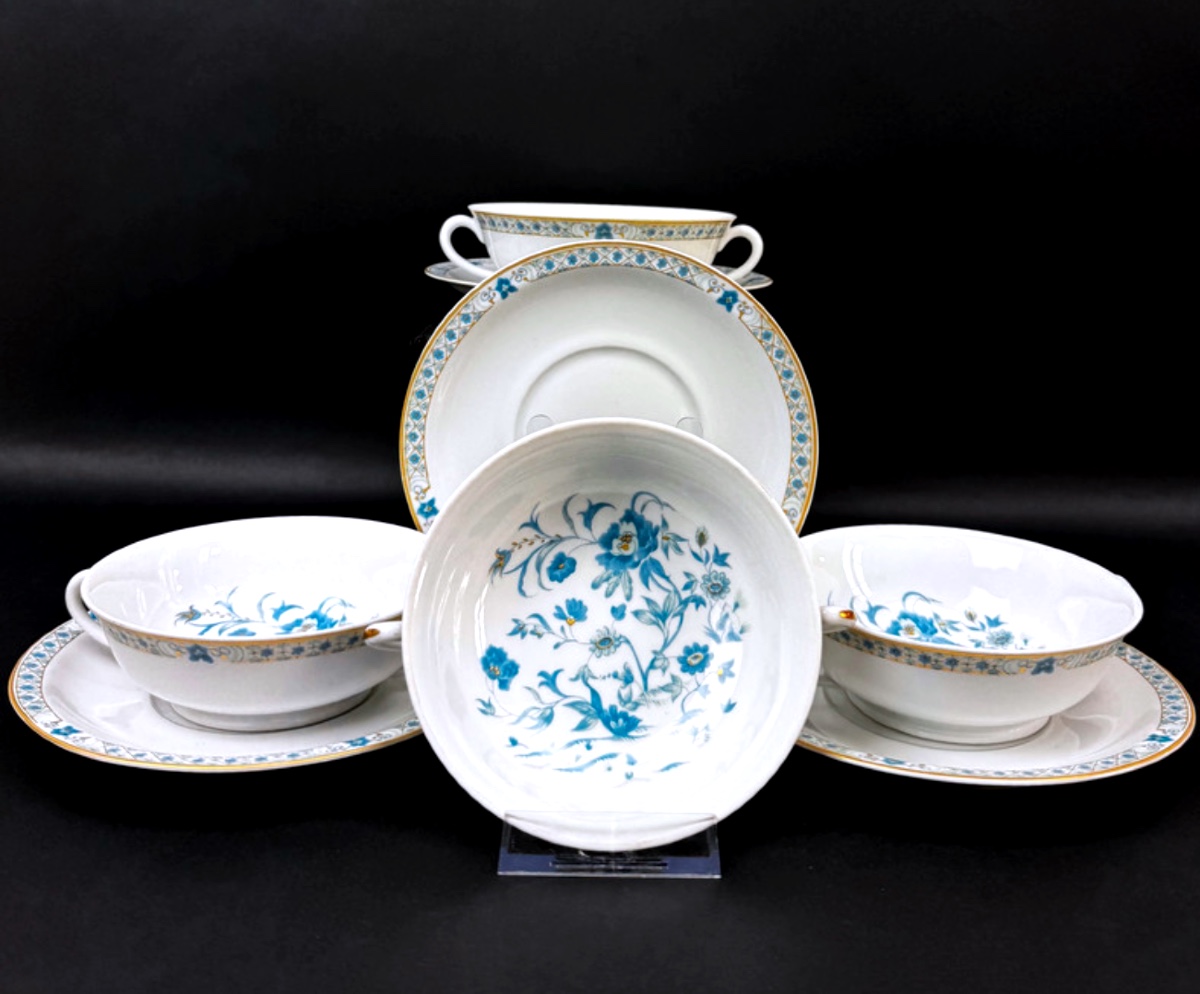 Suite de 4 bouillons Haviland Limoges modèle Nankin
