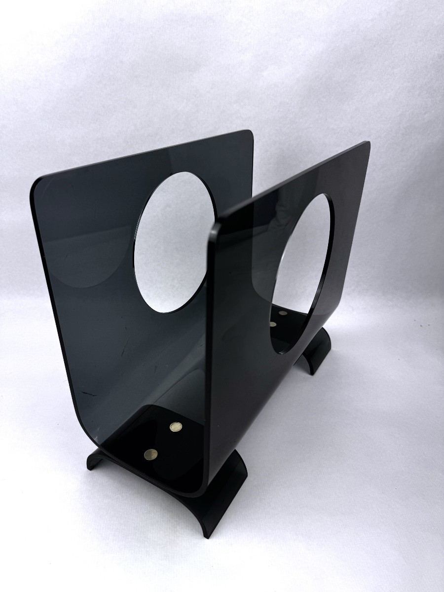 Vintage 1970s Smoked Plexiglass Magazine Rack, Minimalist Design-photo-3