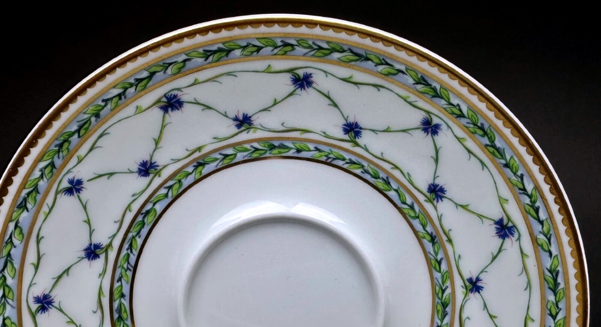 Raynaud, The King's Alley, A Series Of Two Large Cups-photo-1