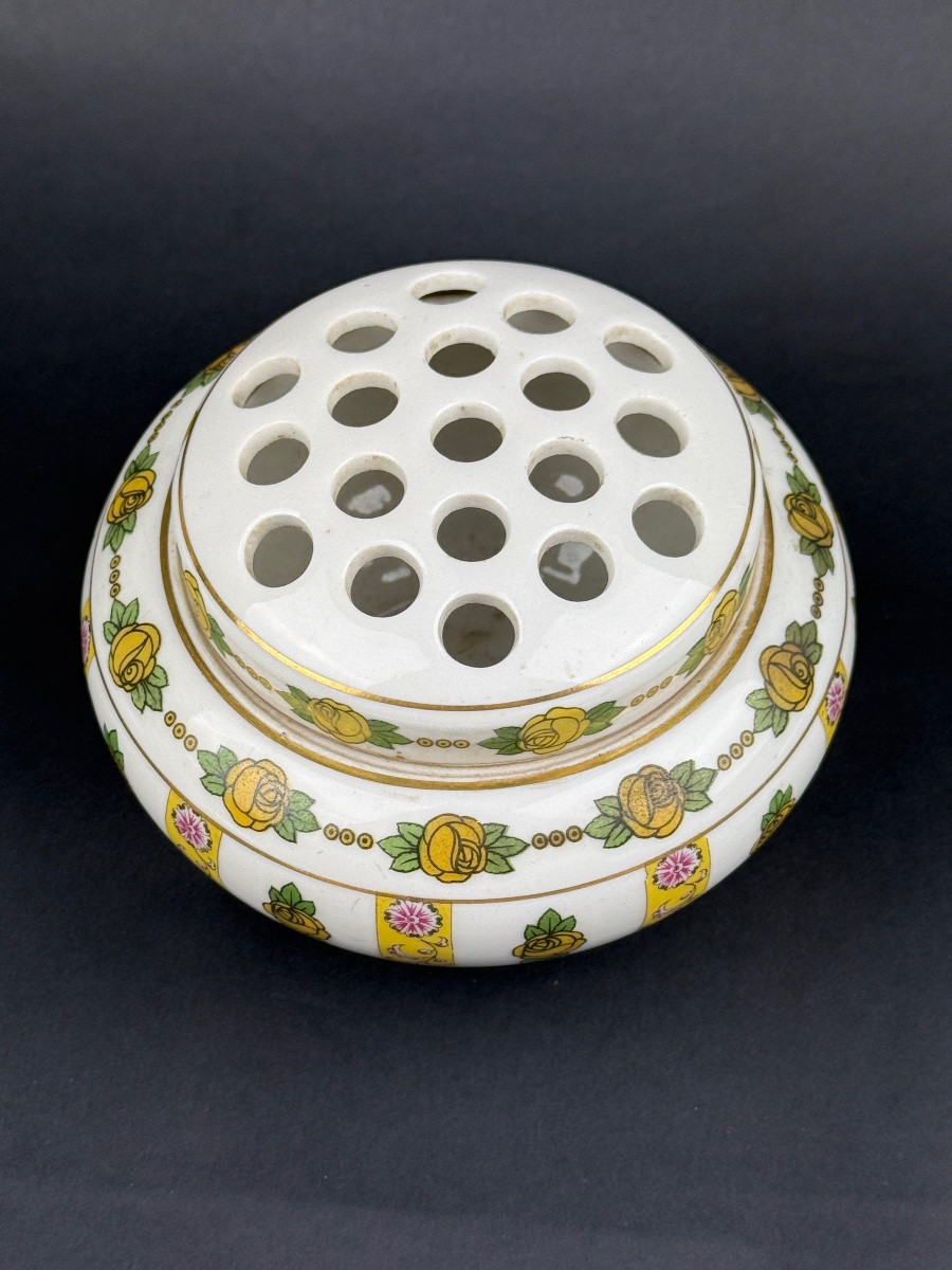 Charles Martin Limoges, Porcelain Flower Frog -photo-2