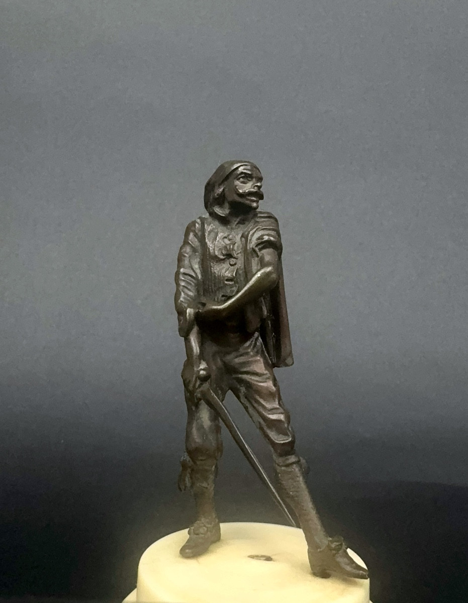 Commedia dell'arte, statuette en bronze, le Capitan.....ou autre