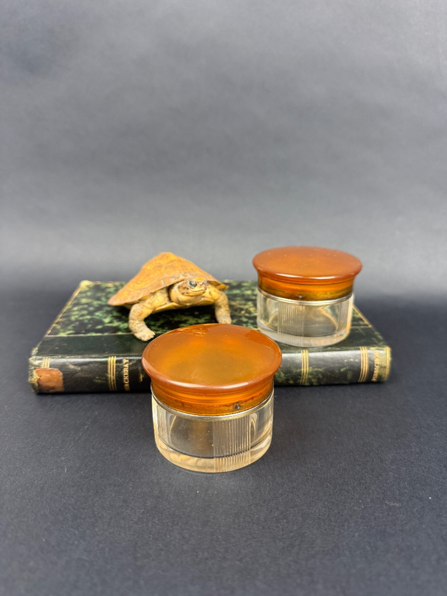 Paire de pots de toilette Art Déco en cristal, vermeil et écaille blonde