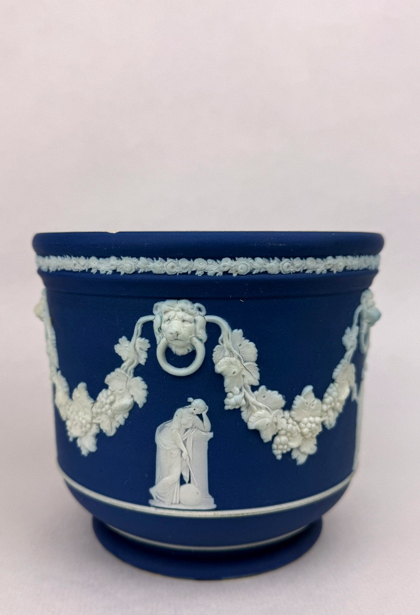Jasper Cachepot, Wedgwood Cobalt Blue Porcelain Biscuit 2367.019-photo-2